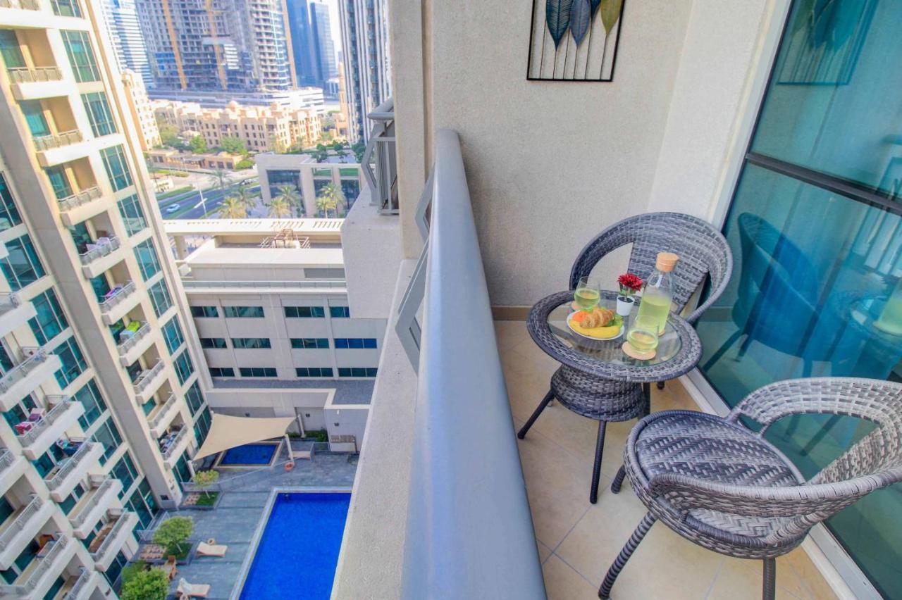 Durrani Homes - Luxurious Studio Near Dubai Mall With Pool View Exteriör bild