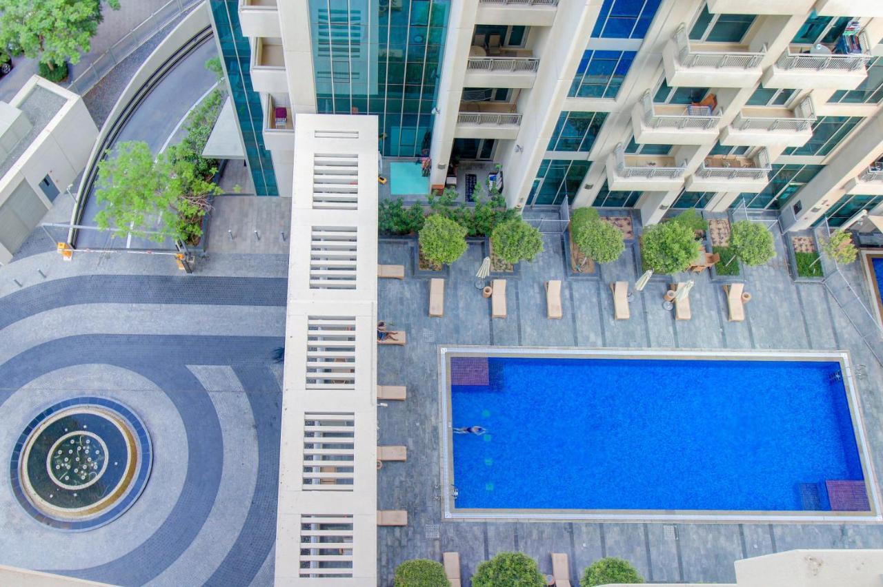 Durrani Homes - Luxurious Studio Near Dubai Mall With Pool View Exteriör bild