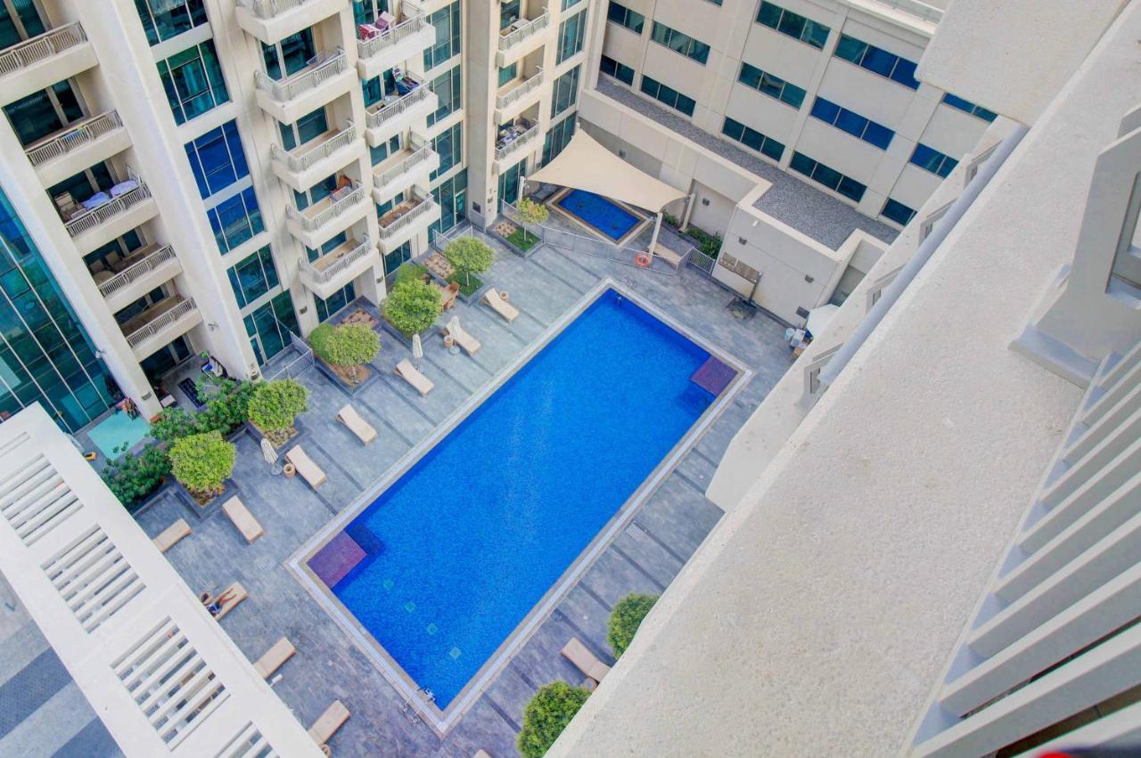 Durrani Homes - Luxurious Studio Near Dubai Mall With Pool View Exteriör bild